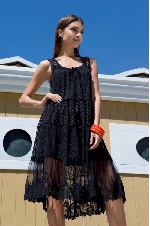 Черное пляжное платье с гипюром Iconique IC7 015 N