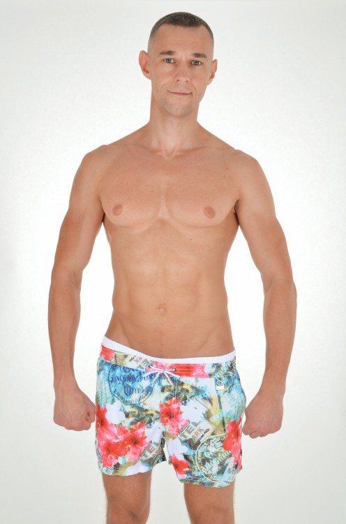 Короткие плавательные шорты с цветочным...