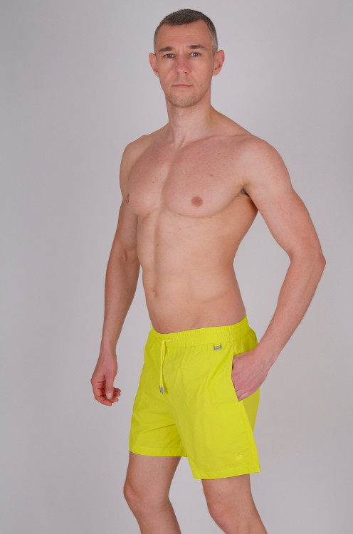 Желтые пляжные шорты с карманами David DM8-041